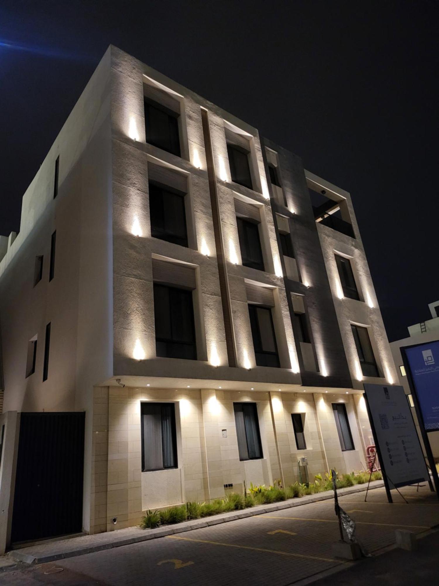 Apartment بغرفتي نوم وصالة ودورتين مياه بالعارض قرب المطار بتسجيل وصول ذاتيtwo-bedroom With Living And Two Bathrooms In Al-aridh Near The Airport With Self-check-in *